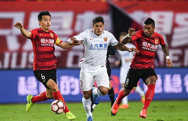 皇马28天连斩5胜！阿隆索力挽狂澜：即便负于巴萨也稳坐主帅宝座