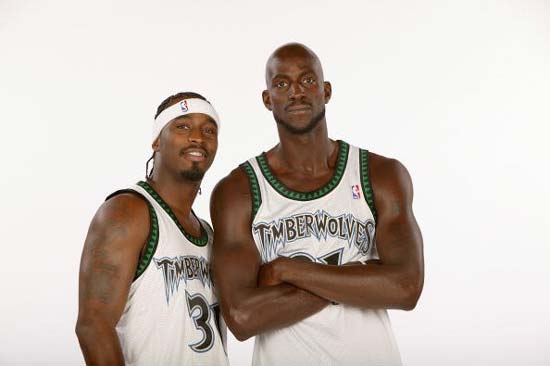 减少中场非 减少中场非